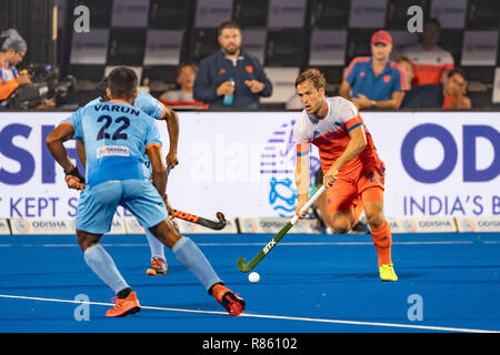 Bhubaneswar, Indien. 13. Dezember, 2018. Odisha's Hockey Männer Wm Bhubaneswar 2018. Veranstaltungsort: Kalinga Stadion. Jeroen Hertzberger während des Spiels Indien gegen Niederlande. Stockfoto