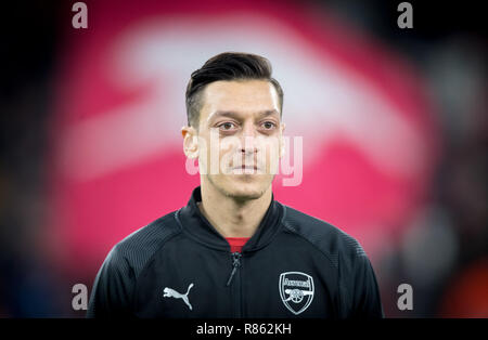 London, Großbritannien. 13. Dezember, 2018. Mesut Ozil von Arsenal während der UEFA Europa League Spiel zwischen Arsenal und Qarabag FK im Emirates Stadium, London, England am 13. Dezember 2018. Foto von Andy Rowland. Credit: Andrew Rowland/Alamy leben Nachrichten Stockfoto