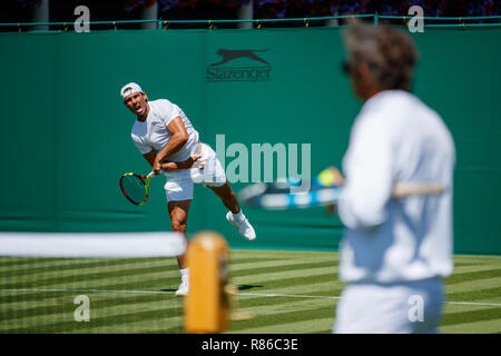 Rafa Nadal Spanien Ausbildung während der Wimbledon Championships 2018 Stockfoto