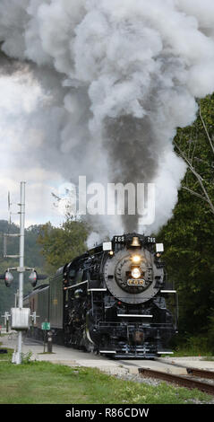 Nickel Plate Road Nr. 765 ist ein 2-8-4 "Berkshire' Typ Dampflokomotive für die Nickel Plate Road 1944 gebaut von der Lima Locomotive Works in Lima, O Stockfoto