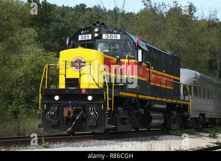 Diesellokomotive ALCOA C420 Anzahl CVSR 365. Als besonderes Ereignis auf der Cuyahoga Valley Scenic Railroad betrieben. Halbinsel Depot, Cuyahoga Valley Natio Stockfoto