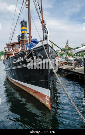Zahlreiche Attraktionen machen Flensburg ein beliebter Ort für Touristen. Flensburg ist die wirtschaftliche, kulturelle und touristische Zentrum der Region. Stockfoto