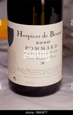 Hospices de Beaune Burgund Wein Flasche Stockfoto