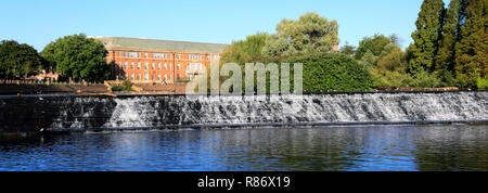 Derby City Rat Büros am Ufer des Flusses Derwent, Derby, Derbyshire, England, Großbritannien Stockfoto