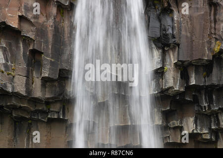 Wasserfall Svartifoss, Vatnajökull-Nationalpark, Island Stockfoto