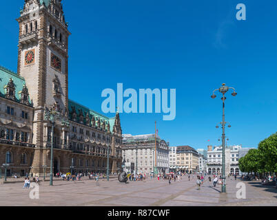 Rathaus (Rathaus) und Rathausmarkt (Rathausplatz), Hamburg, Deutschland Stockfoto