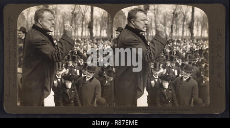 Präsident Theodore Roosevelt Rede während der Tour im Westen, Evanston, Illinois, USA, Stereo Karte, R.Y. Junge, Amerikanische Stereoscopic Company, 1903 Stockfoto