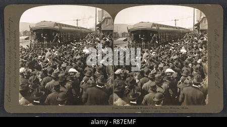 Präsident Theodore Roosevelt Rede von Zug während der Tour im Westen, Winona, Minnesota, USA, Stereo Karte, R.Y. Junge, Amerikanische Stereoscopic Company, 1903 Stockfoto