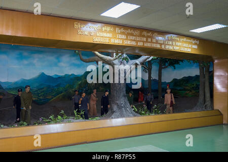 Diorama zeigt poppy Zerstörung an das Museum in Yangon, Myanmar. Stockfoto