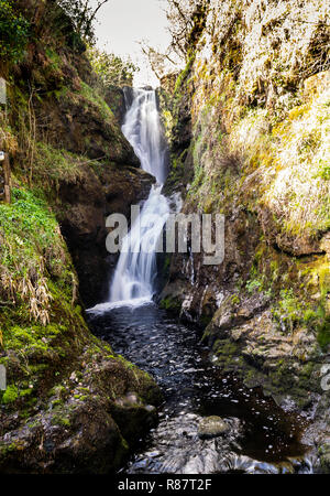 Wasserfall in den Tälern von Antrim Stockfoto