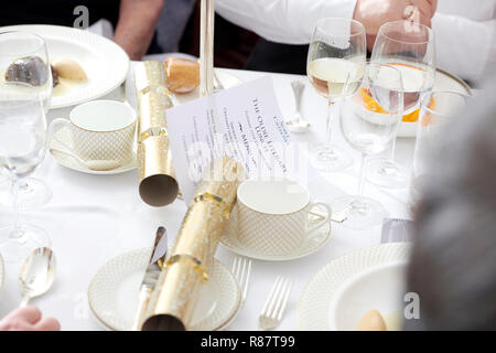 Die Oldie literarische Mittagessen 11.12.18, Simpsons auf der Faser, Gyles Brandreth, Kenneth Baker, Robert Hardman und Harry. Stockfoto