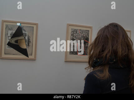 Paris: Öffnen von Alma Sarmiento BIN LT (Bewegung für die Freisetzung von Zeit)' Stockfoto