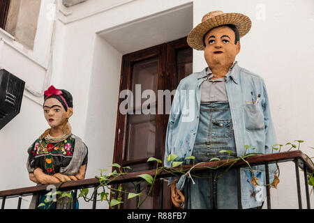 Statuen von Frida Kalo und Diego in der Diego Rivera Museum in seiner Kindheit home - Guanajuato, Mexiko Stockfoto