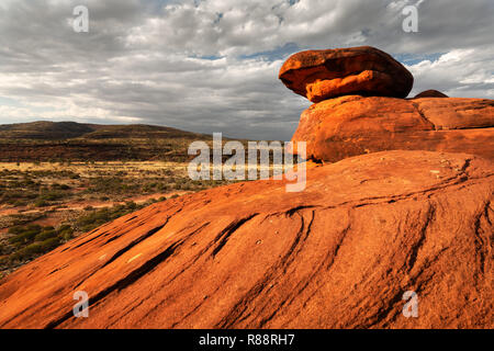 Blick vom Aussichtspunkt in Kalarranga Finke Gorge National Park. Stockfoto