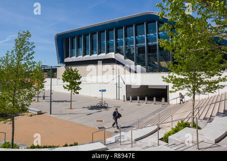 Das auffallend moderne Architektur des neuen Bahnhof Reading, für CrossRail konzipiert Stockfoto