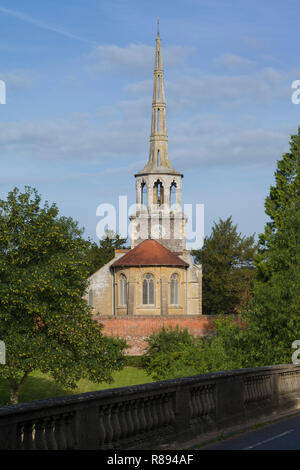 St. Peter Pfarrkirche in Wallingford-on-Thames von Wallingford Bridge Stockfoto