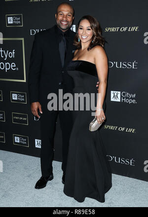 SANTA MONICA, Los Angeles, CA, USA - 11. Oktober: Derek Fisher, Gloria Govan an der Stadt der Hoffnung Gala 2018 Barker Hangar am 11. Oktober 2018 in Santa Monica, Los Angeles, Kalifornien, USA. (Foto von Xavier Collin/Image Press Agency) Stockfoto