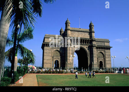 Gateway of India, Apollo Bandar, Colaba, Ramchandani Road, Shyamaprasad Mukherjee Chowk, Bombay, Mumbai, Maharashtra, Indien Stockfoto