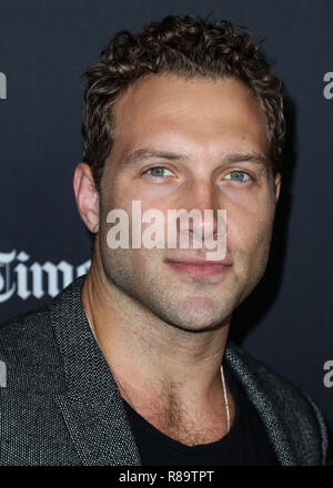 HOLLYWOOD, Los Angeles, CA, USA - 25. SEPTEMBER: Jai Courtney im LA Film Festival 2018 - Gala Screening Uraufführung von "Der Eid" am ArcLight Hollywood hielt am 25. September 2018 in Hollywood, Los Angeles, Kalifornien, Vereinigte Staaten. (Foto von Xavier Collin/Image Press Agency) Stockfoto