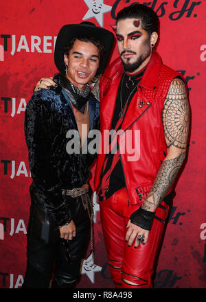 HOLLYWOOD, Los Angeles, CA, USA - 27. Oktober: Denny McAuliffe, Adam Lambert an gerade Jared des 7. jährlichen Halloween Party im Goya Studios am 27. Oktober 2018 in Hollywood, Los Angeles, Kalifornien, USA. (Foto von Xavier Collin/Image Press Agency) Stockfoto