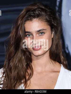 WESTWOOD, Los Angeles, CA, USA - 01. Oktober: Taylor Hill bei der Weltpremiere von Columbia Pictures' 'Gift' im Regency Dorf Theater am 1. Oktober 2018 in Westwood, Los Angeles, Kalifornien, USA. (Foto von Xavier Collin/Image Press Agency) Stockfoto