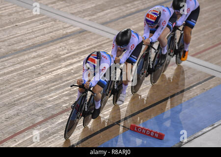 London, Großbritannien. 14. Dez 2018. ARCHIBALD, Dickinson, EVANS N. und KENNY L. während Tissot UCI Track Cycling World Cup IV bei Lee Valley VeloPark am Freitag, den 14. Dezember 2018. LONDON ENGLAND. (Nur redaktionelle Nutzung, eine Lizenz für die gewerbliche Nutzung erforderlich. Keine Verwendung in Wetten, Spiele oder einer einzelnen Verein/Liga/player Publikationen.) Credit: Taka Wu/Alamy leben Nachrichten Stockfoto