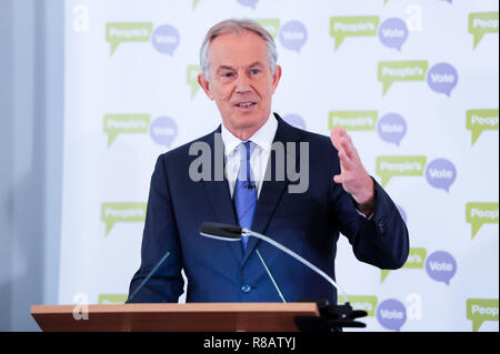 London, Großbritannien. 14 Dez, 2018. Der ehemalige britische Premierminister Tony Blair liefert eine Rede über Brexit in einer Veranstaltung in London, Großbritannien, am Dez. 14, 2018. Tony Blair, ein starker Verfechter von Großbritannien in der EU, sagte in einer Rede Freitag würde es bald eine Mehrheit im britischen Parlament für ein zweites Referendum über die EU-Mitgliedschaft. Quelle: Xinhua/Alamy leben Nachrichten Stockfoto