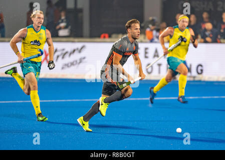 Bhubaneswar, Indien. 15. Dezember, 2018. Odisha's Hockey Männer Wm Bhubaneswar 2018. Veranstaltungsort: Kalinga Stadion. Jeroen Hertzberger während das Spiel Australien gegen Niederlande. Credit: Pro Schüsse/Alamy leben Nachrichten Stockfoto