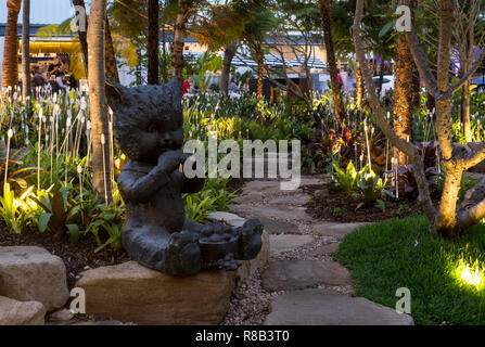 Ein öffentlicher Garten in West Village, West End, Brisbane, Queensland, Australien Stockfoto