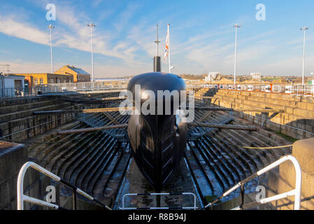 HMS Ozelot (S17), dem Britischen Oberon klasse u-Boot nun auf der Chatham Historic Dockyard, wo sie im Jahr 1962 ins Leben gerufen wurde Stockfoto