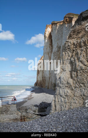 Kreidefelsen in Yport, in der nähe von Fecamp, kreidezeit Sedimentgestein, Erosion Stockfoto