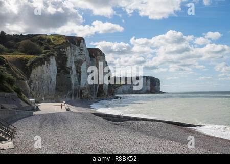 Kreidefelsen nördlich von Fécamp, Petit Dalles, Küste, Frankreich Stockfoto