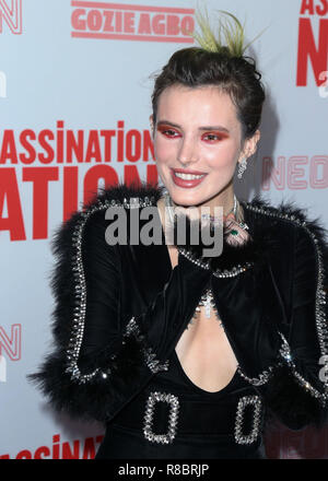 HOLLYWOOD, Los Angeles, CA, USA - 12. SEPTEMBER: Bella Thorne am Los Angeles Premiere von Neon und Raffinerie 29 'Ermordung' Nation ArcLight Hollywood hielt am 12. September 2018 in Hollywood, Los Angeles, Kalifornien, Vereinigte Staaten. (Foto von David Acosta/Image Press Agency) Stockfoto