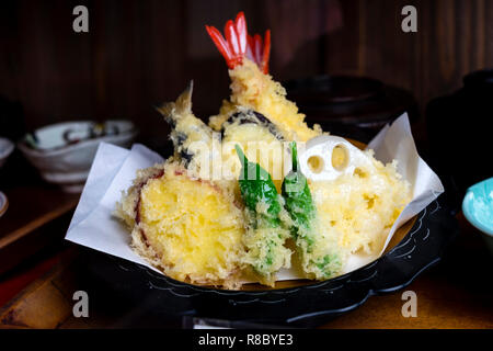 Gemischtes tempura Platte Stockfoto