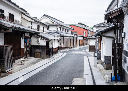 Alte Straße in der bikan historischen Bezirk von Kurashiki. In Okayama Präfektur nahe dem Meer gelegen, hat die Stadt berühmt für seine in Stockfoto