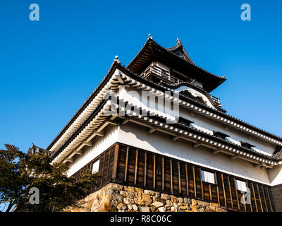 Das Halten von inuyama Inuyama Castle, Stadt, Präfektur Aichi, Japan Stockfoto