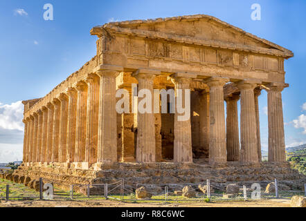 Das Tal der Tempel - Eine archäologische Stätte in Agrigento, Sizilien, Italien. Stockfoto