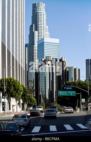 Fahren in der Innenstadt von Los Angeles Stockfoto