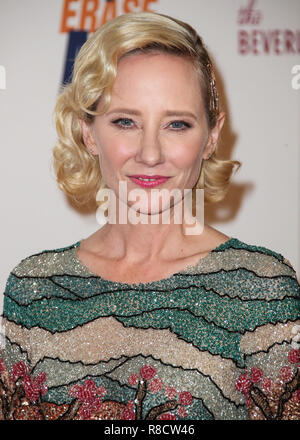 BEVERLY HILLS, Los Angeles, CA, USA - 20. April: Anne Heche auf der 25. jährlichen Rennen zu löschen MS Gala im Beverly Hilton Hotel am 20. April statt, 2018 in Beverly Hills, Los Angeles, Kalifornien, Vereinigte Staaten. (Foto von Xavier Collin/Image Press Agency) Stockfoto