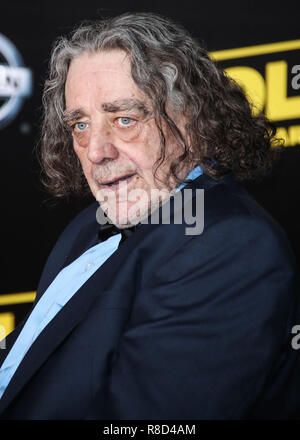 HOLLYWOOD, Los Angeles, CA, USA - 10. Mai: Peter Mayhew am Los Angeles Premiere von Disney Pictures und Lucasfilm's 'Solo: ein Star Wars Story' am El Capitan Theatre am 10. Mai 2018 in Hollywood, Los Angeles, Kalifornien, Vereinigte Staaten. (Foto von Xavier Collin/Image Press Agency) Stockfoto