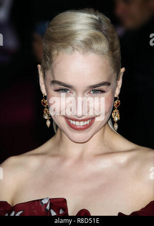 HOLLYWOOD, Los Angeles, CA, USA - 10. Mai: Emilia Clarke im Los Angeles Premiere von Disney Bilder und Lucasfilm's 'Solo: ein Star Wars Story' am El Capitan Theatre am 10. Mai 2018 in Hollywood, Los Angeles, Kalifornien, Vereinigte Staaten. (Foto von Xavier Collin/Image Press Agency) Stockfoto