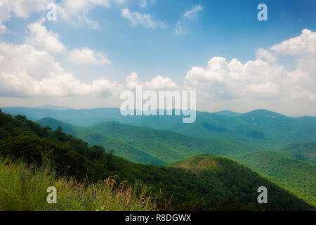 Der Shenandoah National Park, Virginia entlang der Blue Ridge Mountains im Südosten der Vereinigten Staaten. Stockfoto