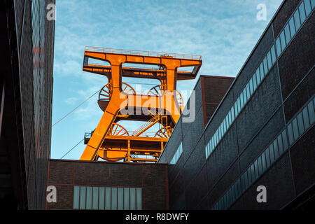 Zeche Zollverein in Essen, Weltkulturerbe der UNESCO, Doppelbock Förderturm von Schacht XII, Stockfoto