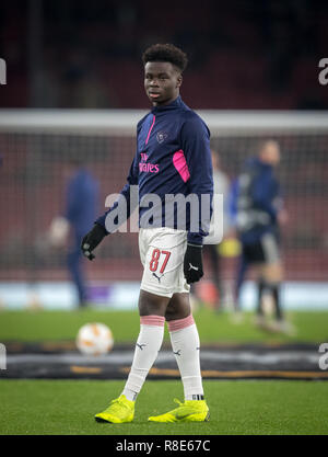 Bukayo Saka von Arsenal pre Match während der UEFA Europa League Spiel zwischen Arsenal und Qarabag FK im Emirates Stadium, London, England am 13. Dez Stockfoto