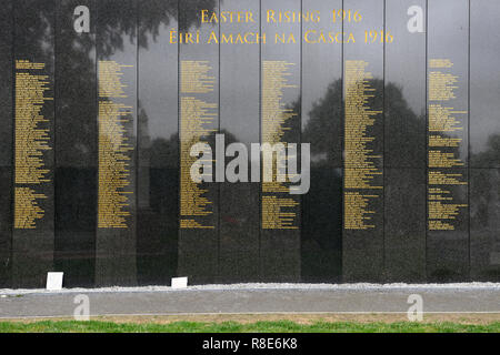 Ostern steigende Memorial, Hundertjahrfeier, Glasnevin Cemetery in Dublin, Wand, Name, Namen, erinnern, Erinnerung, RM Irland Stockfoto