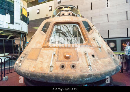 Washington DC, 23. Dezember 2015. Die historischen Apollo 11 Befehl Modul auf Anzeige an der Smithsonian National Air und Space Museum. Stockfoto