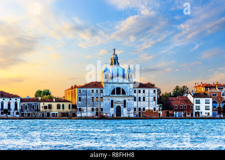 Le Zitelle Kirche von Venedig, Italien, Ansicht vom Meer Stockfoto