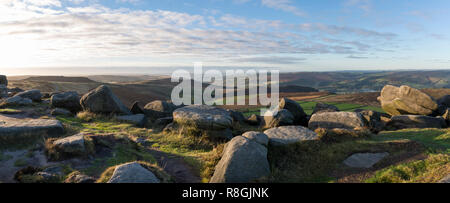 Herbst morgen auf stanage Edge im Peak District National Park, England. Stockfoto