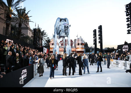 LOS ANGELES, Ca, USA - 09 Dezember: Atmosphäre bei der Weltpremiere von Disney Bilder und Lucasfilm's Star Wars: Der letzte Jedi' im Shrine Auditorium statt am 9. Dezember 2017 in Los Angeles, Kalifornien, USA. (Foto von Xavier Collin/Image Press Agency) Stockfoto