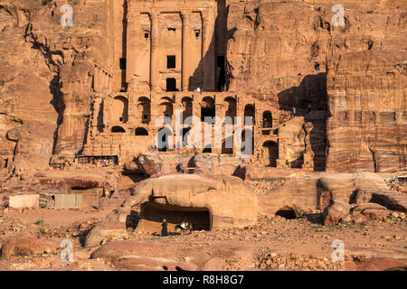 Das urnengrab, Gräber der Königswand, Petra, Jordanien, Asien | Urn Grab, der königlichen Gräber, Petra, Jordanien, Asien Stockfoto